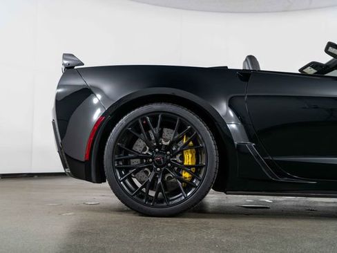 Used 2017 Chevrolet Corvette Z06 w/ Z07 Performance Package image 10