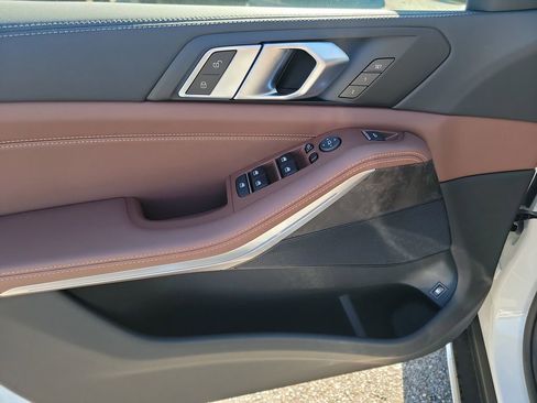 New 2026 BMW X5 xDrive50e w/ Parking Assistance Package image 10