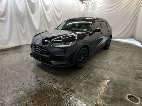 Used 2025 Honda HR-V Sport image 12