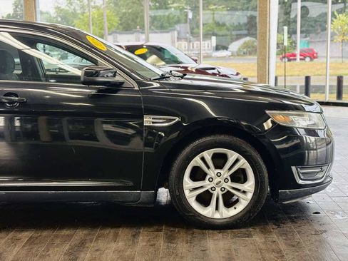 Used 2015 Ford Taurus SEL AWD/4WD image 6
