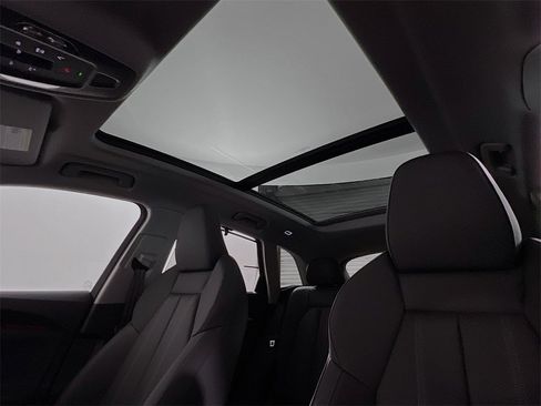 New 2025 Audi Q5 Premium Plus image 12