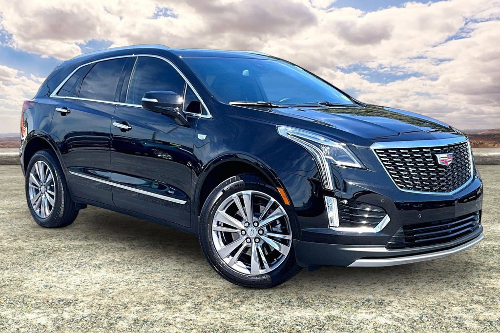 Certified 2025 Cadillac XT5 Premium Luxury FWD image 1