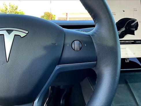 Used 2021 Tesla Model Y Performance AWD/4WD image 10