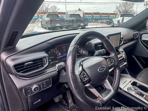 Used 2022 Ford Explorer ST-Line image 10