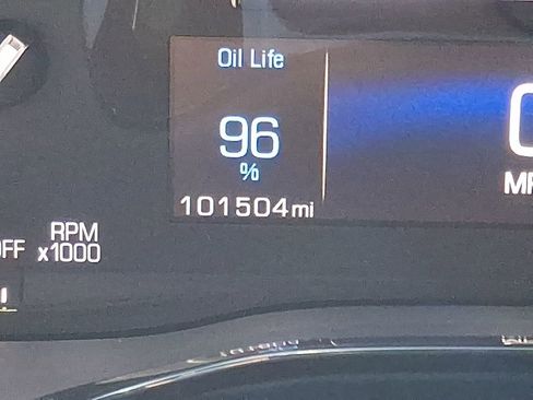 Used 2017 Cadillac XT5 FWD image 19