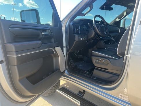 Used 2025 GMC Sierra 2500 AT4X w/ Snow Plow Prep/Camper Package image 13