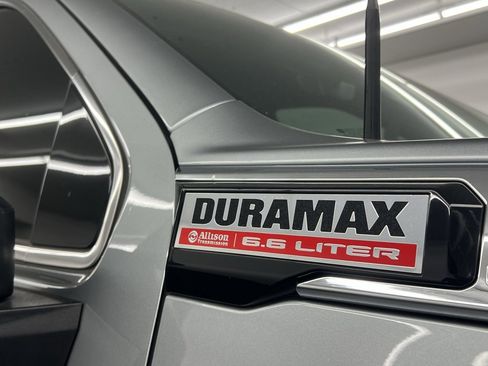 Used 2024 GMC Sierra 3500 Denali w/ Denali Reserve Package image 7