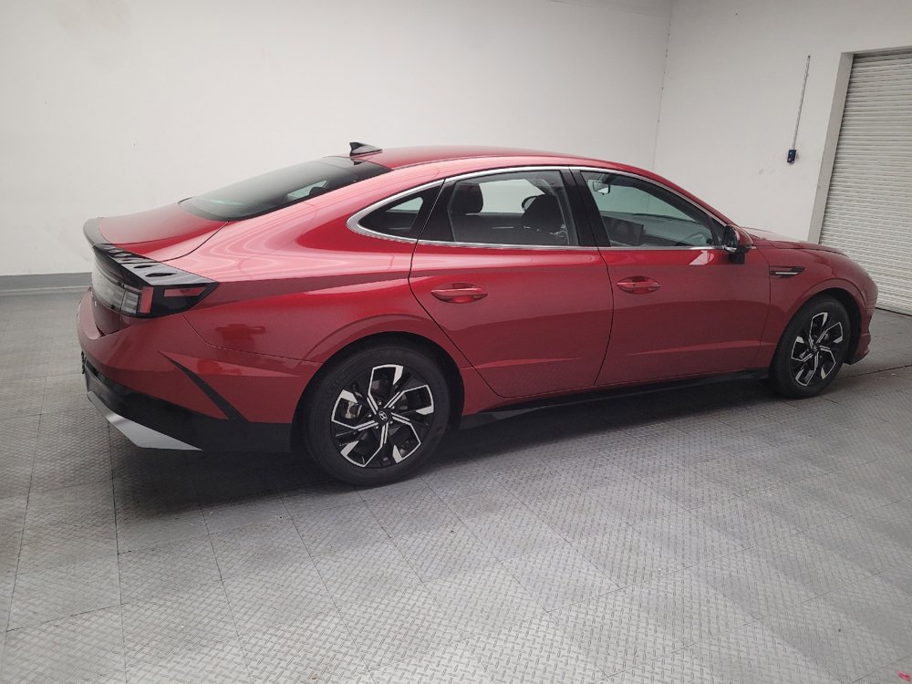 Used 2025 Hyundai Sonata SEL FWD image 10