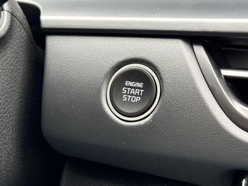 Used 2024 Kia Seltos SX w/ SX Sunroof Package AWD/4WD image 15