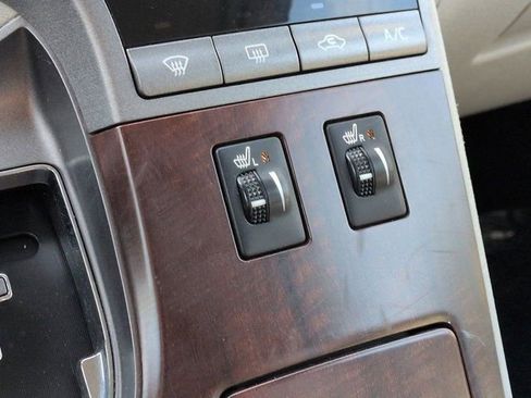 Used 2011 Toyota Venza w/ Comfort Pkg FWD image 13