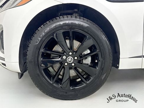 Used 2024 Jaguar F-PACE R-Dynamic S image 38