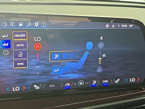 Used 2026 Chevrolet Traverse Z71 w/ Driver Confidence Package AWD/4WD image 25