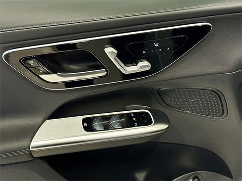 Certified 2025 Mercedes-Benz GLC 300 4MATIC image 18