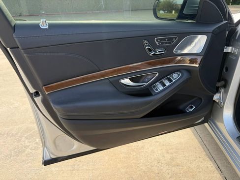Used 2016 Mercedes-Benz S 550 Sedan image 8