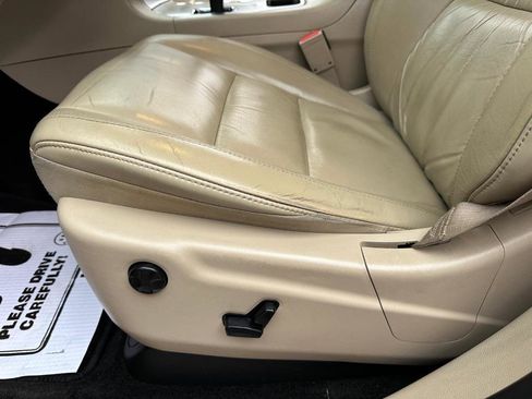 Used 2015 Jeep Grand Cherokee Limited image 15