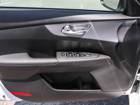 Used 2023 Kia Forte LXS w/ LXS Technology Package FWD image 29