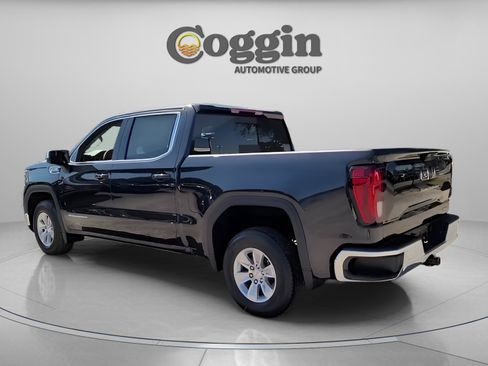 New 2026 GMC Sierra 1500 SLE w/ Preferred Package image 4
