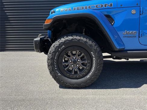 Used 2021 Jeep Wrangler Unlimited Rubicon w/ Trailer Tow Package AWD/4WD image 11