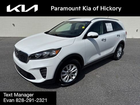 Used 2020 Kia Sorento LX w/ LX I4 Convenience Package image 1
