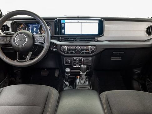 Used 2024 Jeep Wrangler Unlimited Sport AWD/4WD image 23