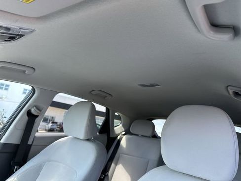 Used 2024 Hyundai Kona SEL FWD image 18