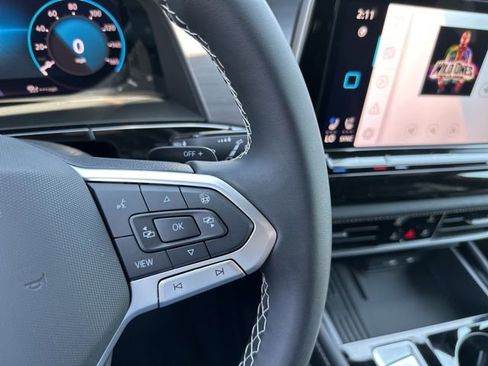 New 2025 Volkswagen Atlas Cross Sport SE image 16