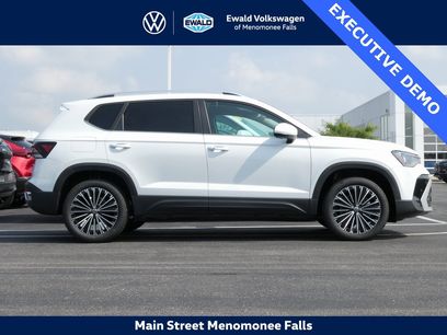 Certified 2025 Volkswagen Taos SE