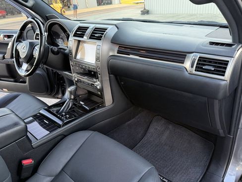Used 2021 Lexus GX 460 Premium image 45