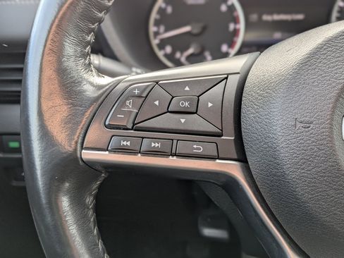 Used 2021 Nissan Sentra SV image 26