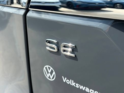 New 2026 Volkswagen Atlas SE FWD image 43