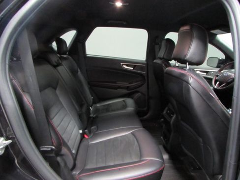 Used 2024 Ford Edge ST-Line AWD/4WD image 19