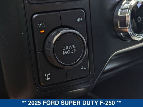 New 2025 Ford F250 Lariat w/ FX4 Off-Road Package image 53