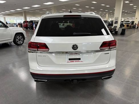 Used 2023 Volkswagen Atlas SEL AWD/4WD image 6