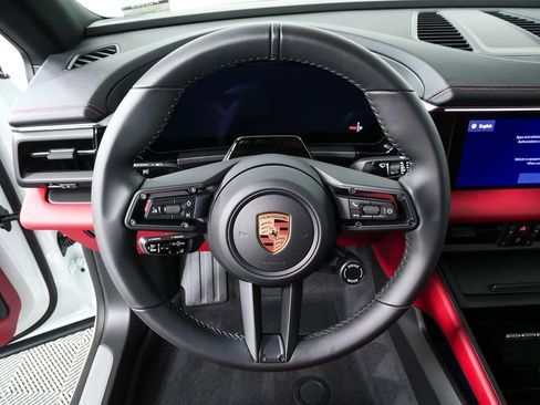 New 2026 Porsche Macan Electric image 9