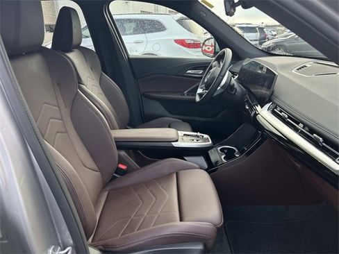 Used 2025 BMW X1 xDrive28i w/ Convenience Package image 17