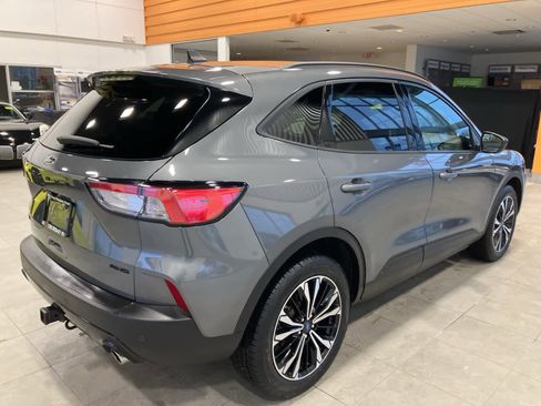 Certified 2021 Ford Escape SEL w/ SEL Stealth AWD Package image 5