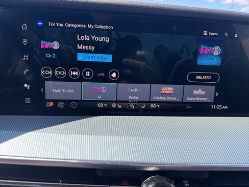 New 2025 Nissan Murano SL image 12