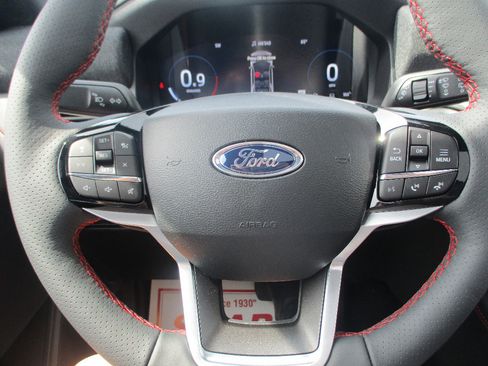 New 2026 Ford Explorer ST-Line AWD/4WD image 12