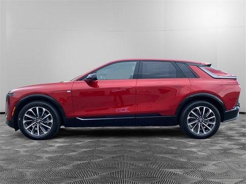 New 2025 Cadillac Lyriq Sport image 2