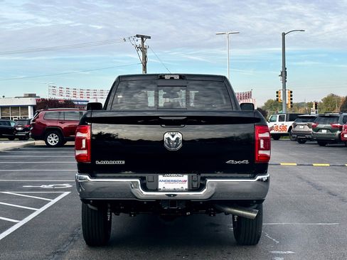 New 2024 RAM 2500 Laramie image 9
