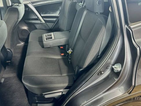 Used 2017 Toyota RAV4 XLE w/ All Weather Liner Package AWD/4WD image 20