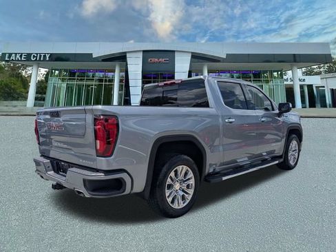 Used 2025 GMC Sierra 1500 Denali AWD/4WD image 3