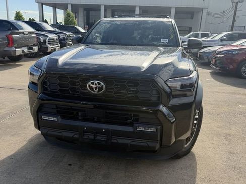 Used 2025 Toyota 4Runner TRD Off-Road Premium w/ Tow Technology Package image 2