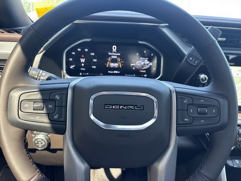 New 2026 GMC Sierra 2500 Denali w/ Denali Reserve Package AWD/4WD image 31