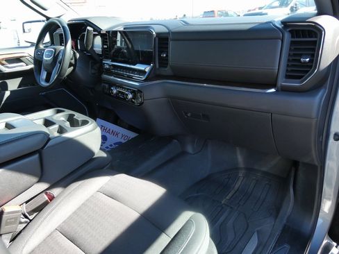 Certified 2024 GMC Sierra 1500 Elevation w/ LPO, Elevation Black Package image 16