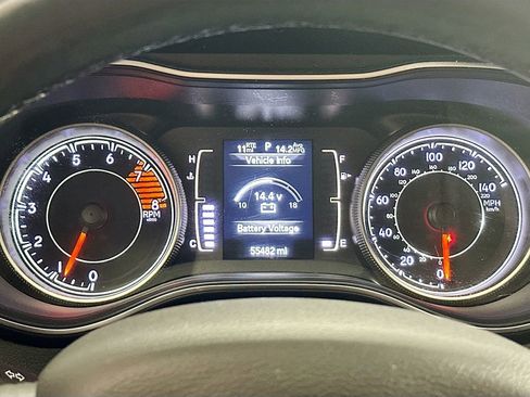 Used 2019 Jeep Cherokee Sport AWD/4WD image 13