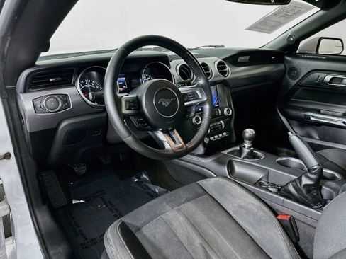 Used 2019 Ford Mustang GT w/ Equipment Group 301A RWD image 10