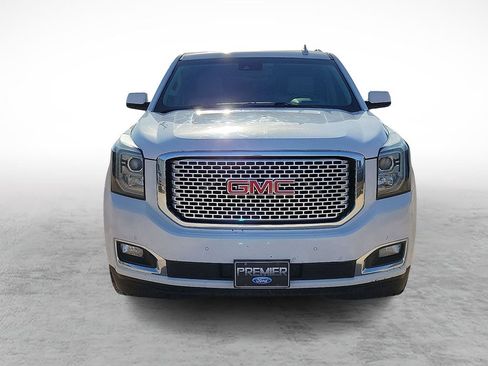 Used 2016 GMC Yukon Denali w/ Open Road Package image 3