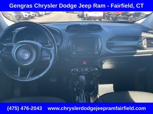 Used 2017 Jeep Renegade Altitude AWD/4WD image 35