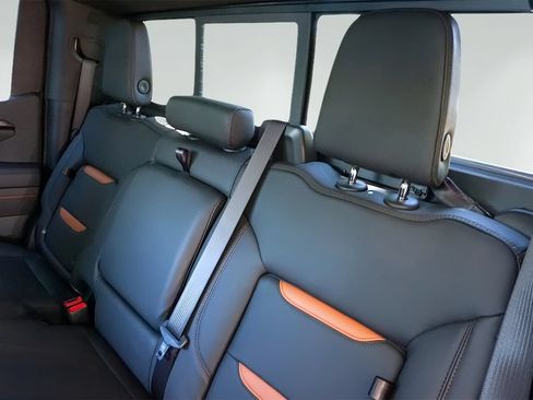 Used 2025 GMC Sierra 1500 Denali Ultimate AWD/4WD image 25